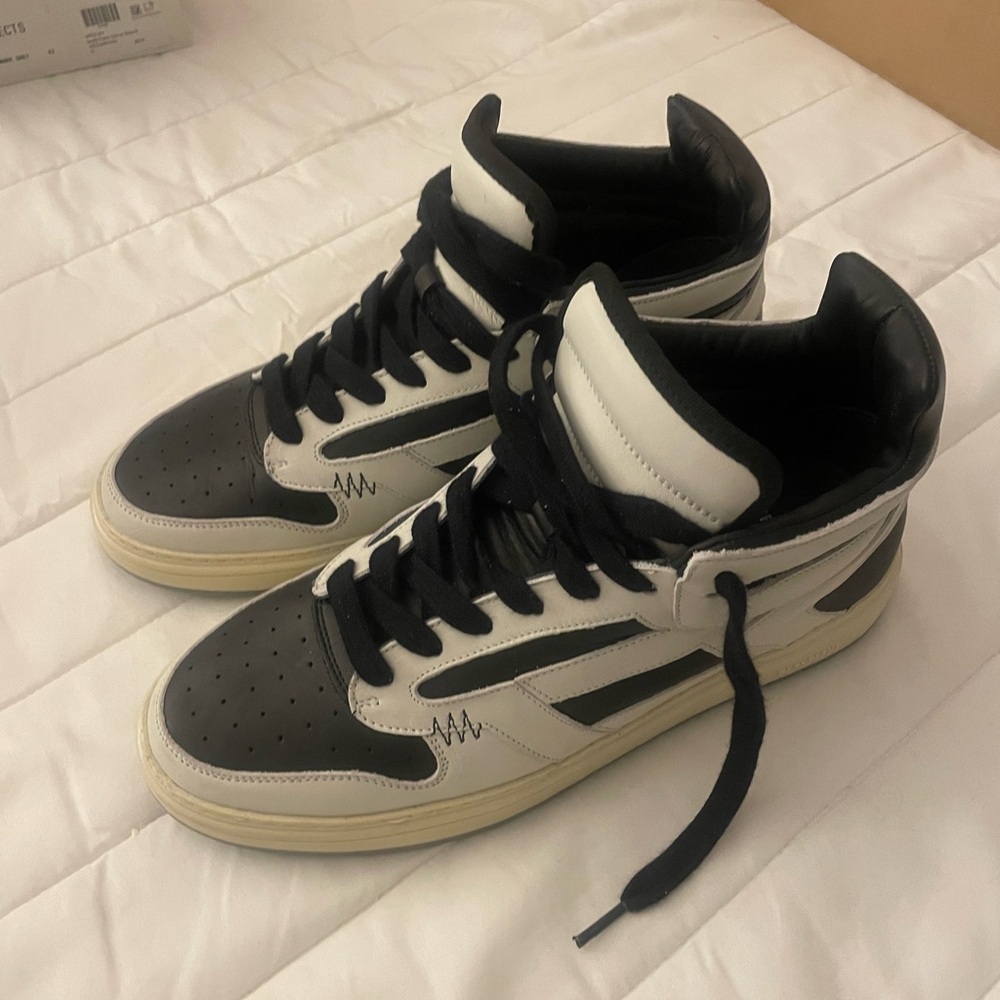 Represent Reptor Mid Size 9 UK/10 US White/Black Panda